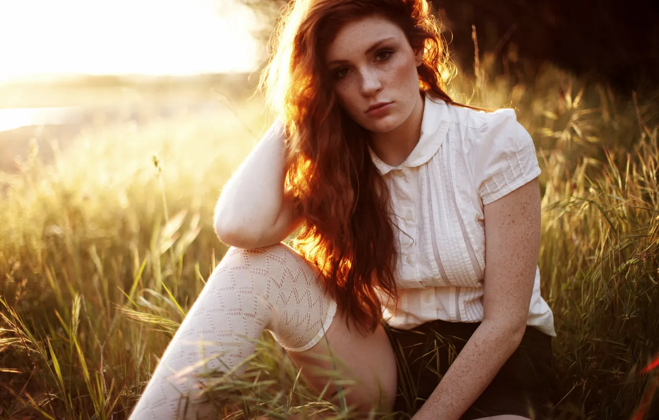 Photo wallpaper grass, look, girl, nature, sitting, redhead, Danielle