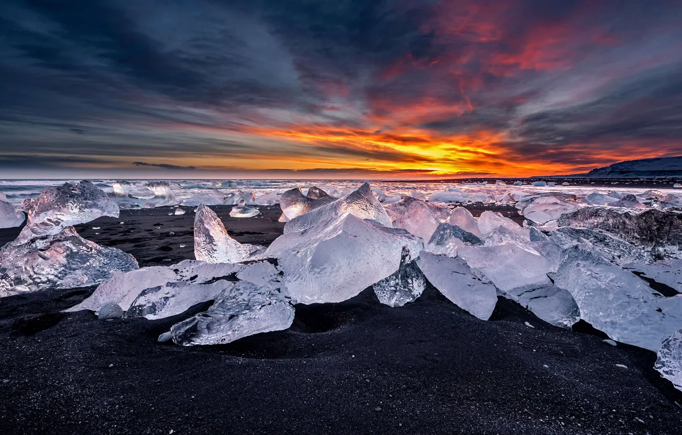 Photo wallpaper ice, Iceland, diamond beach, lake Yekulsaurloun