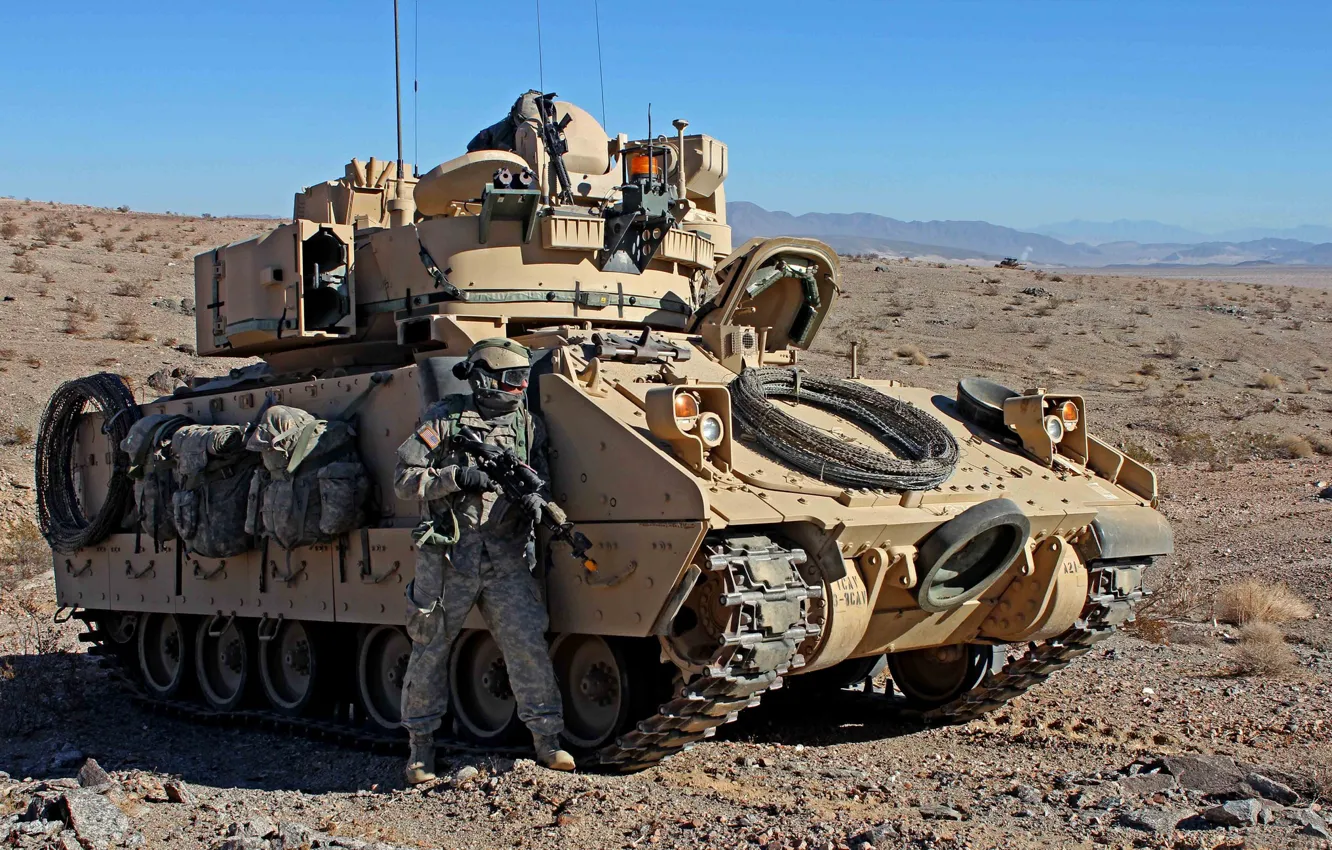 Photo wallpaper USA, USA, military equipment, M2 Bradley, infantry fighting vehicle, soldier, M2 Bradley