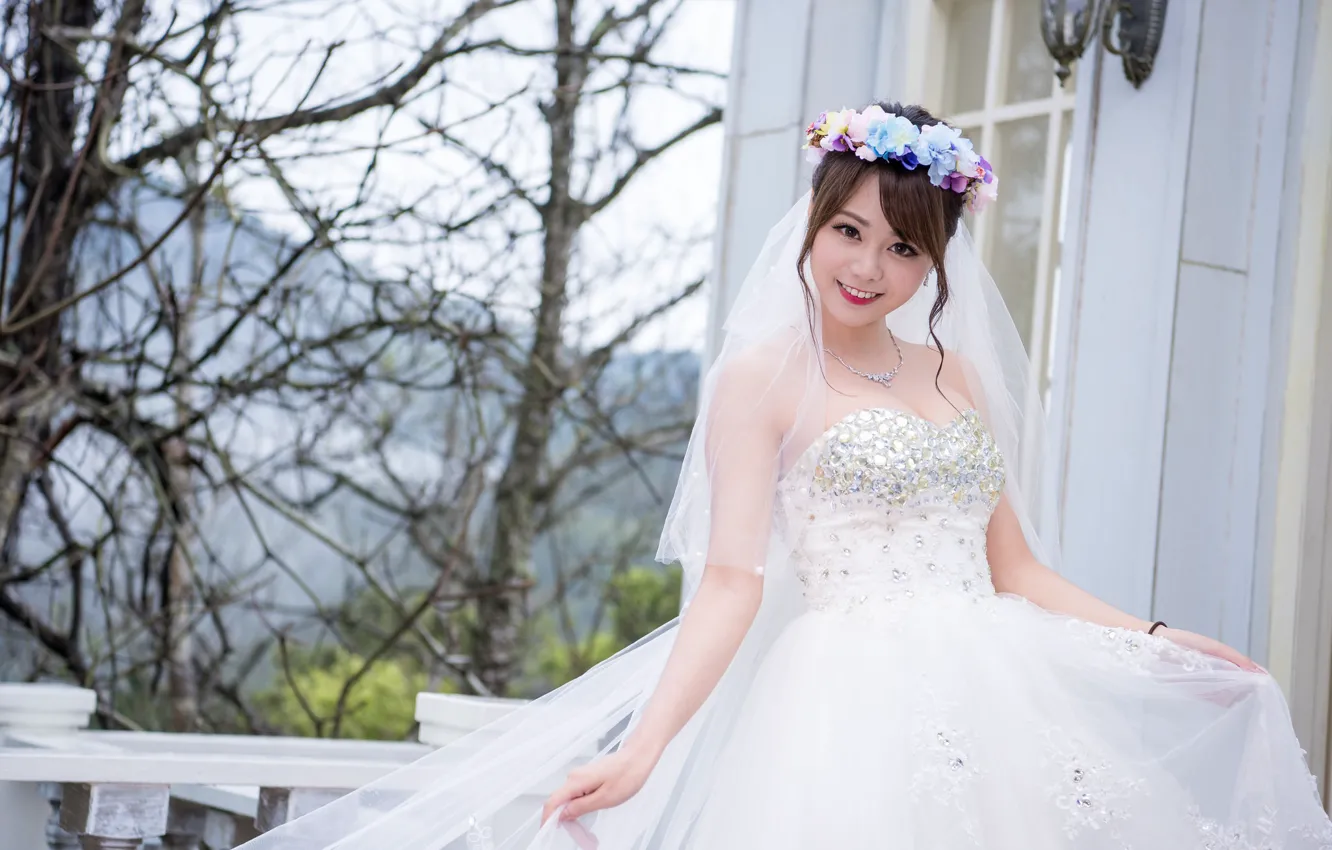 Photo wallpaper girl, flowers, face, style, dress, wreath