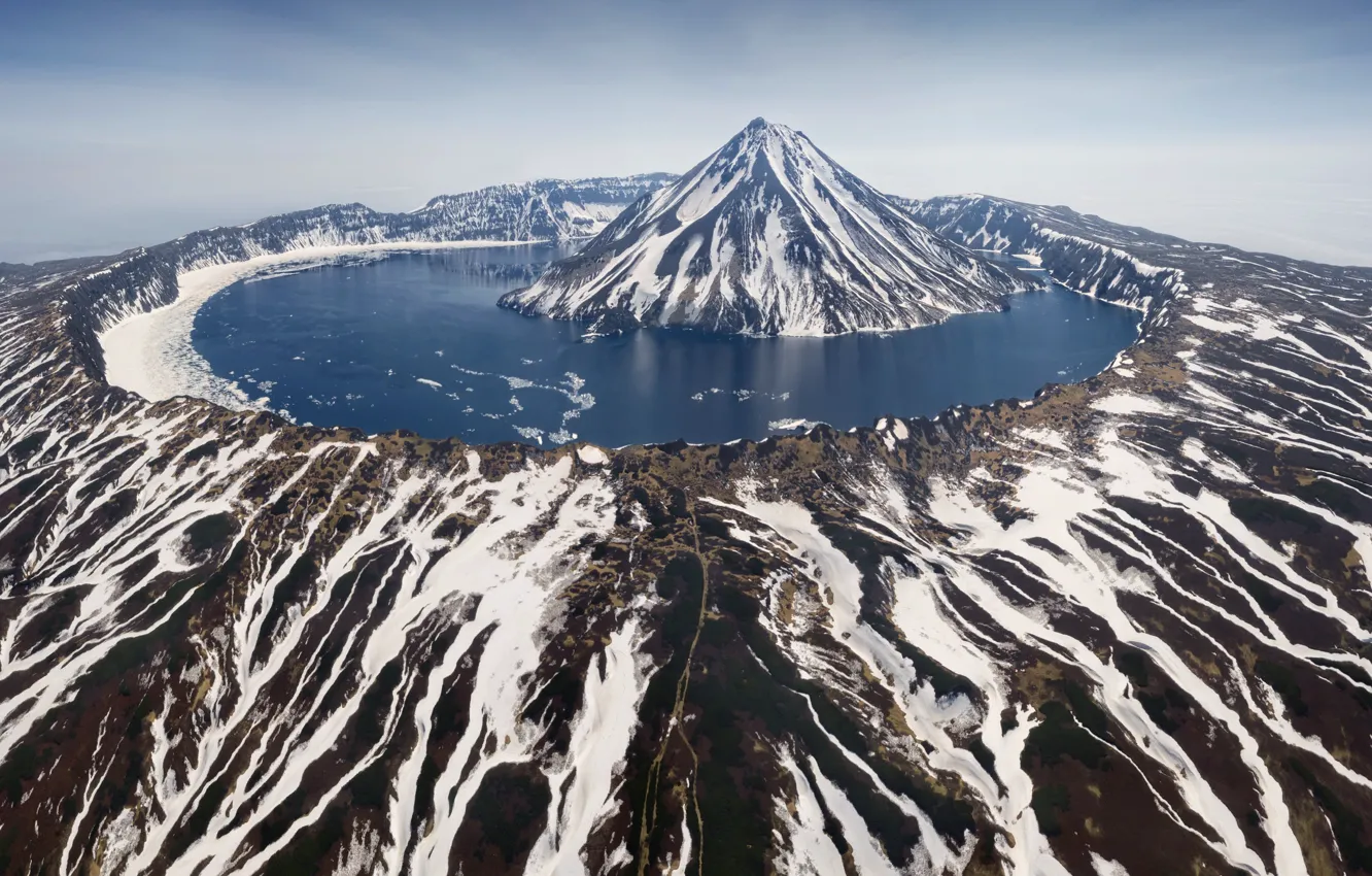 Photo wallpaper Onekotan Island, volcano Krenitsyn, Kuril Islands