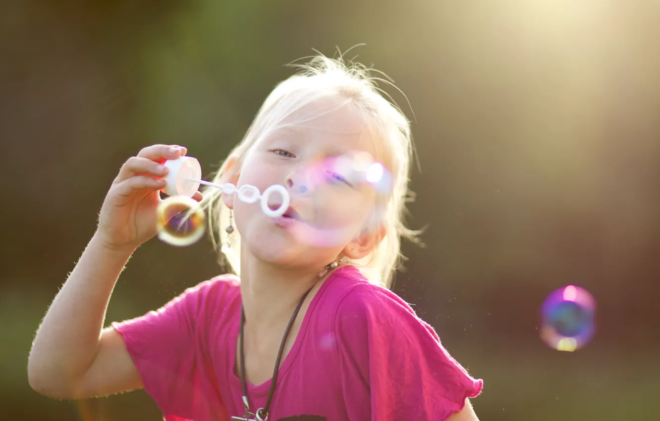 Photo wallpaper nature, children, mood, bubbles, girl, pink, background. Wallpaper