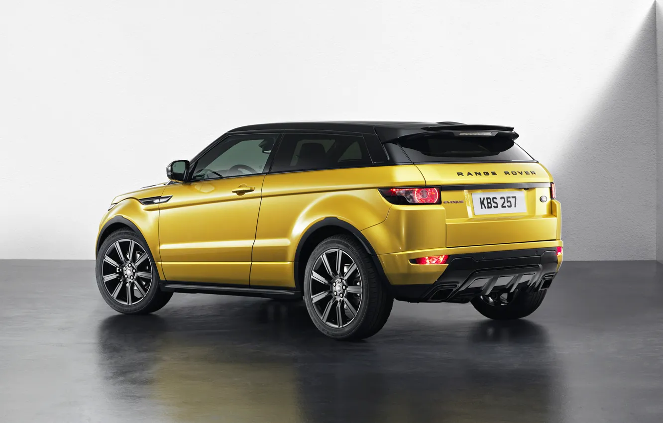 Photo wallpaper Range Rover, Yellow, Evoque