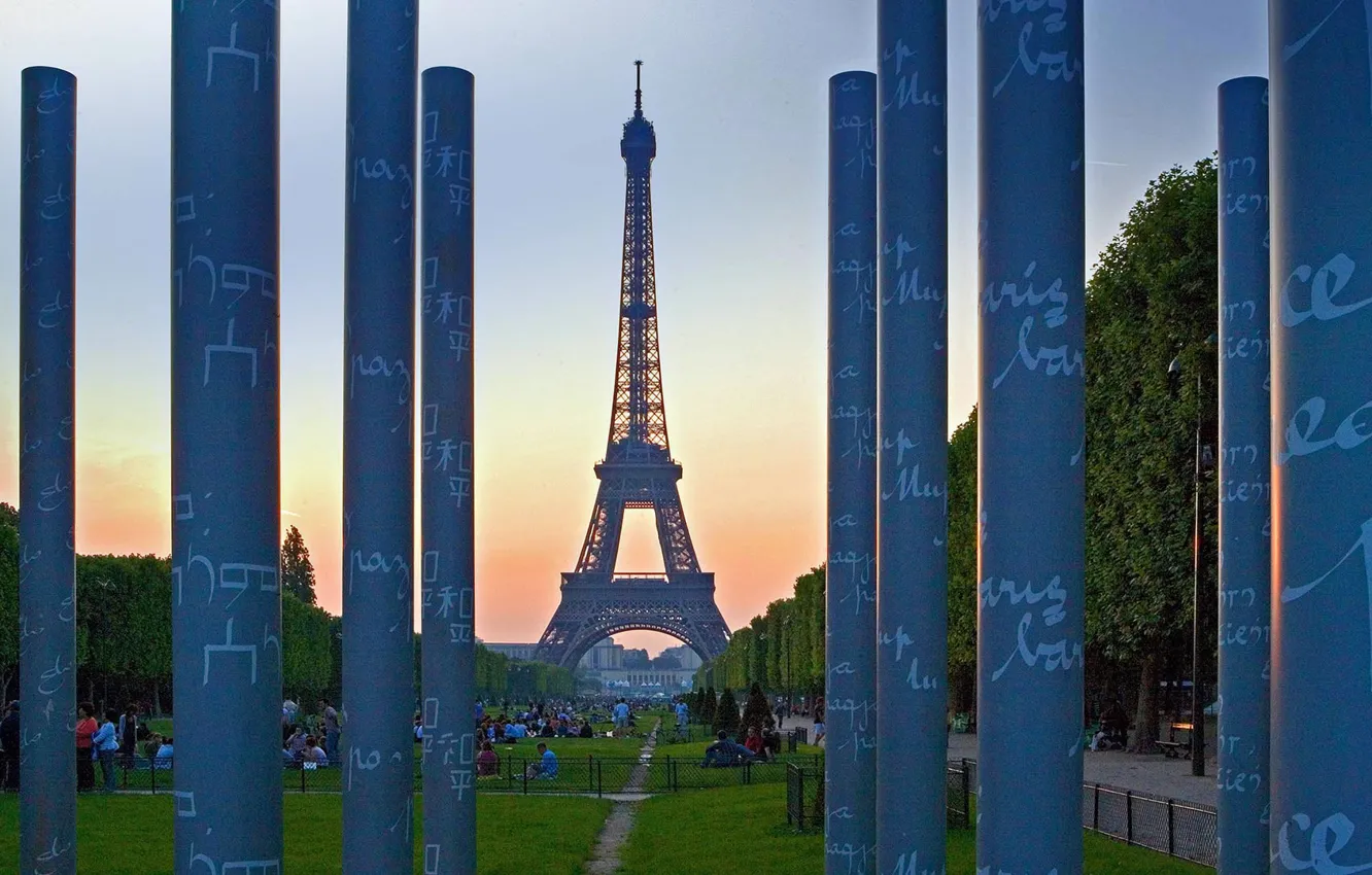 Photo wallpaper France, Paris, Eiffel tower, Wall of peace