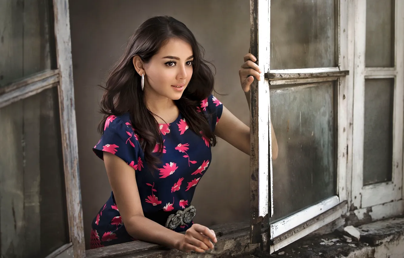 Photo wallpaper frame, portrait, makeup, dress, brunette, window, hairstyle, beauty