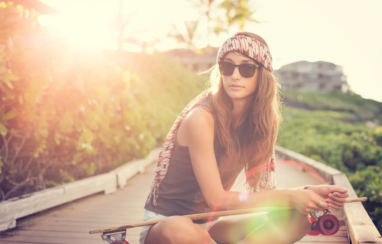 Photo wallpaper girl, Board, brown hair, sunglasses