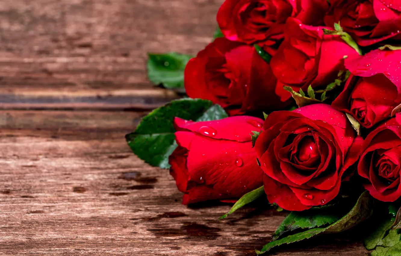 Photo wallpaper flowers, roses, bouquet, red, red, love, wood, flowers
