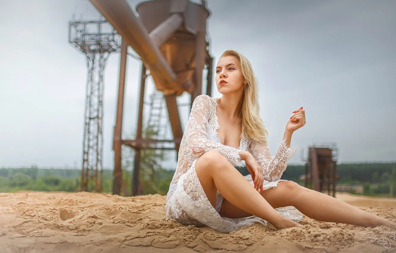 Photo wallpaper feet, blonde, sitting, Christina, Sergey Rehob