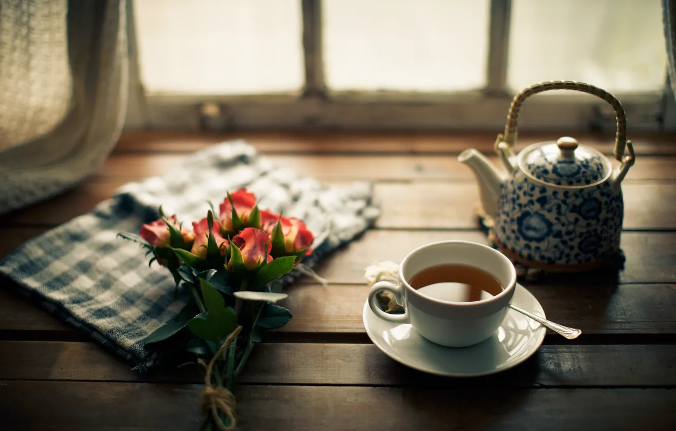 Photo wallpaper tea, roses, window