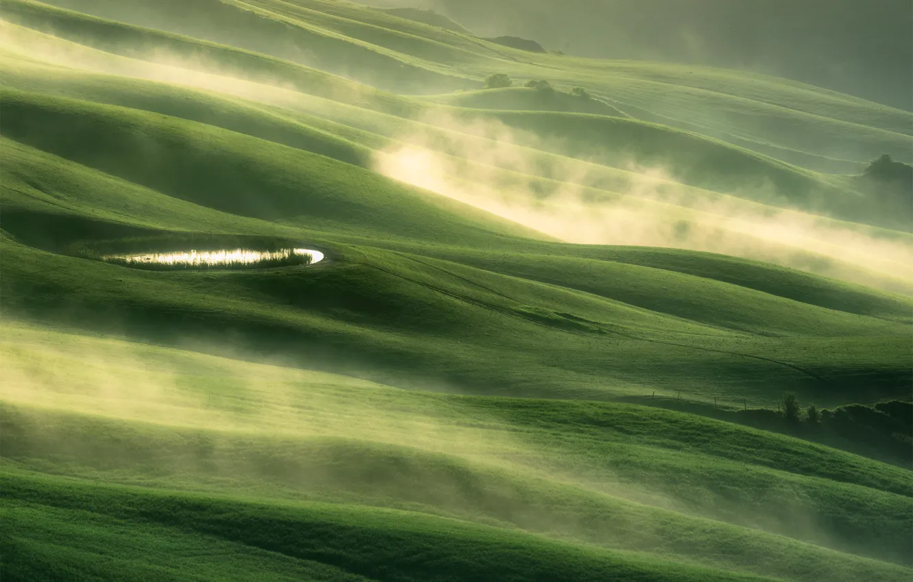 Photo wallpaper light, lake, hills, field, Italy, haze, Tuscany