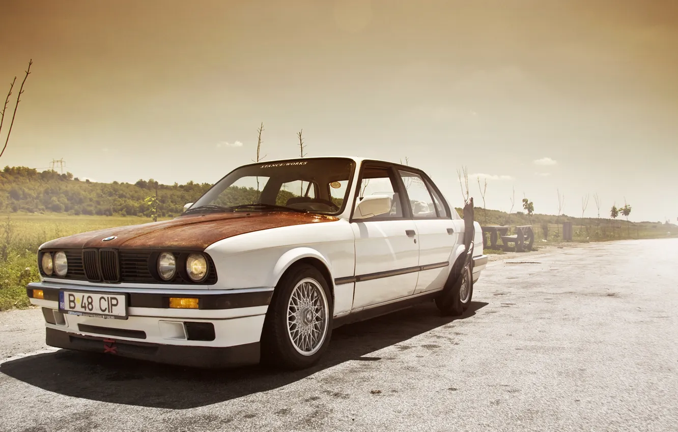 Photo wallpaper BMW, BMW, white, tuning, bbs, E30, The 3 series, rusty