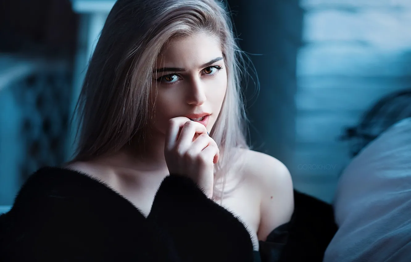 Photo wallpaper girl, hands, girl, woman, Galina Rover, Galeine Rover