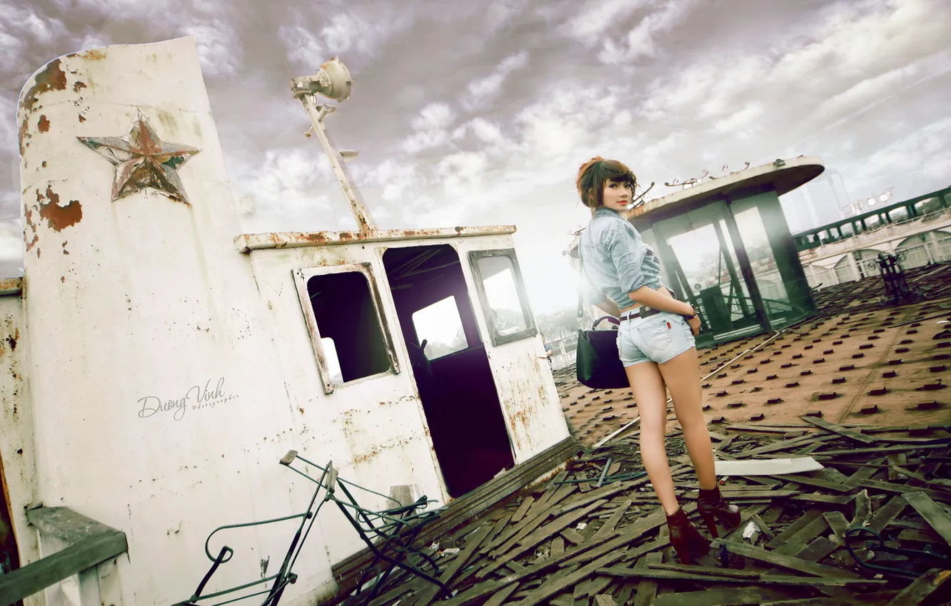 Photo wallpaper girl, ship, Asian