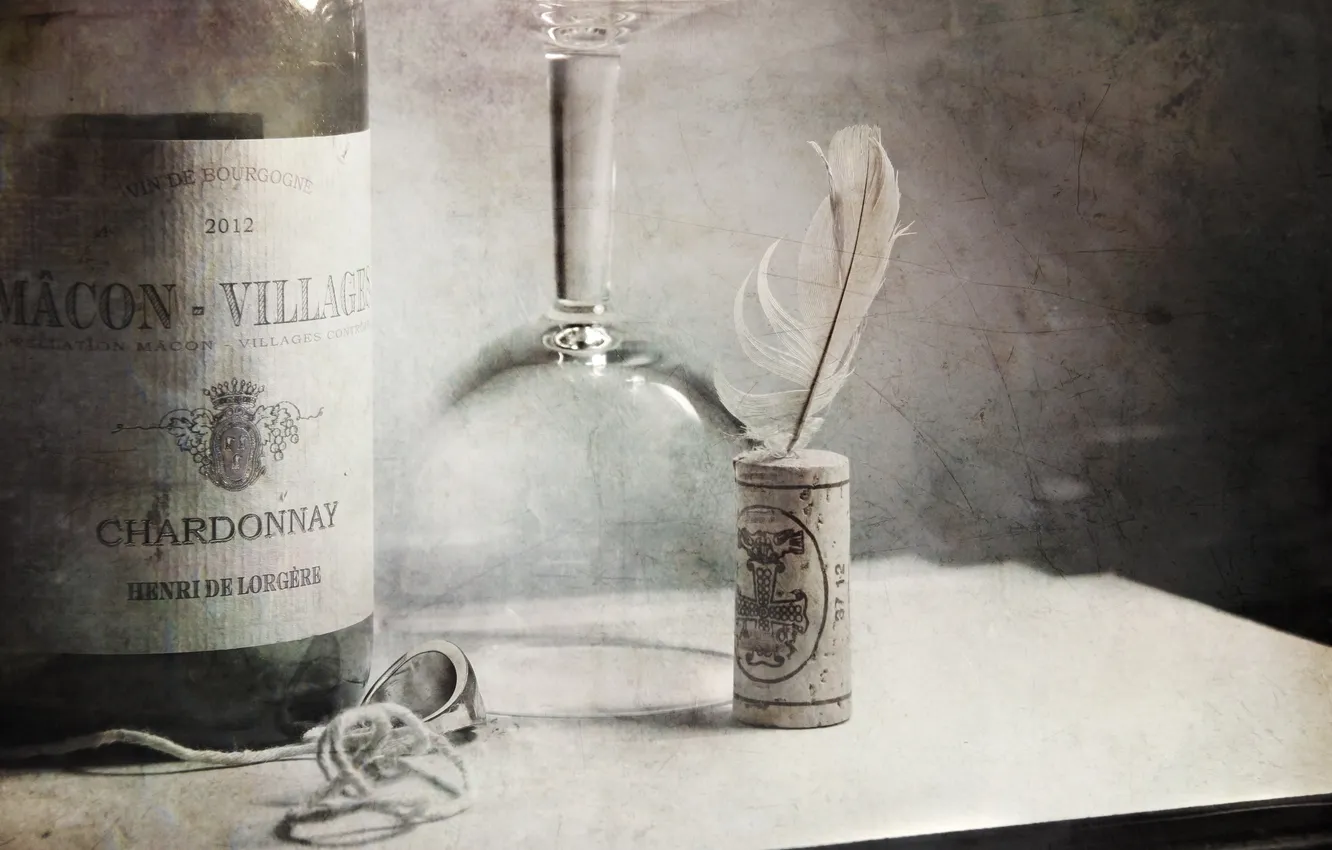 Photo wallpaper wine, glass, feathers