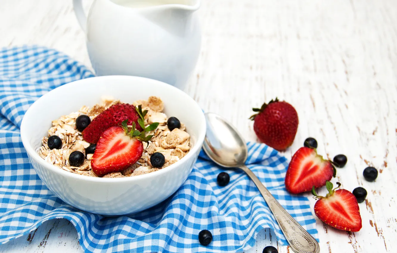 Photo wallpaper berries, Breakfast, strawberry, spoon, napkin, muesli, the milkman