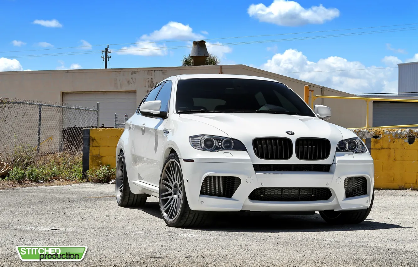 Photo wallpaper BMW, white, white, X6M