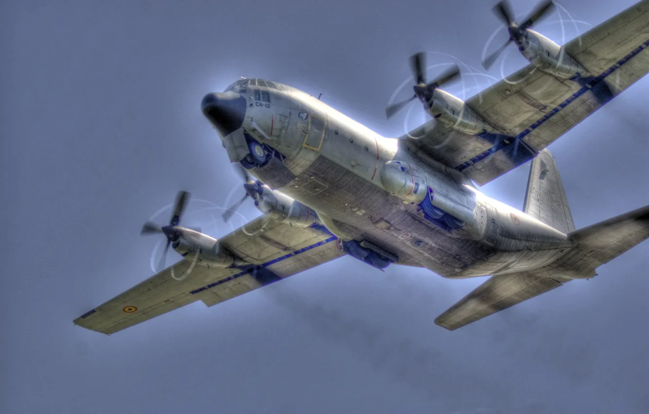 Photo wallpaper In Flight, Belgian Air Force, C130 Hercules, propellor whirl