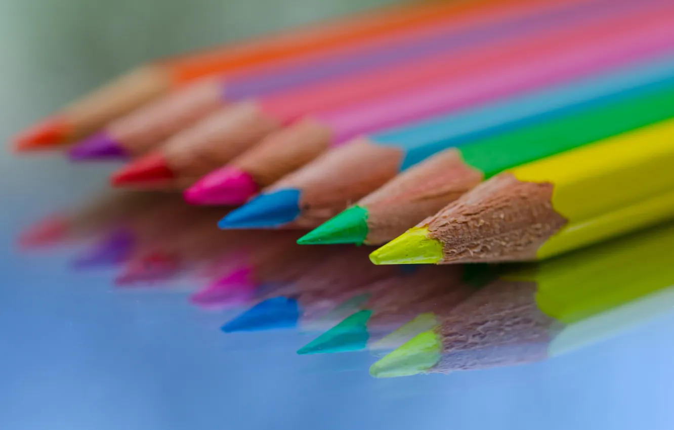 Photo wallpaper macro, reflection, pencils, bokeh, stylus, colored pencils