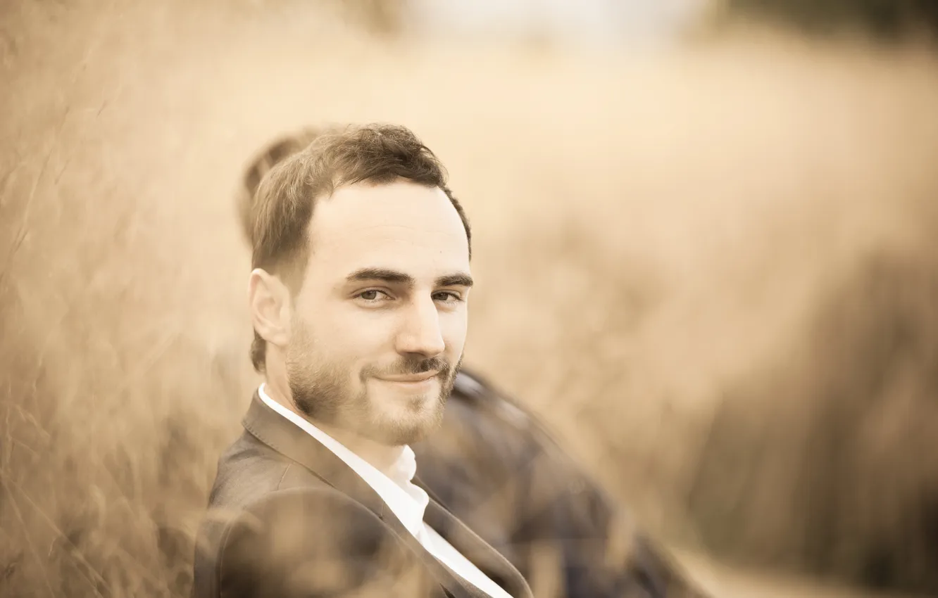 Photo wallpaper look, smile, guy