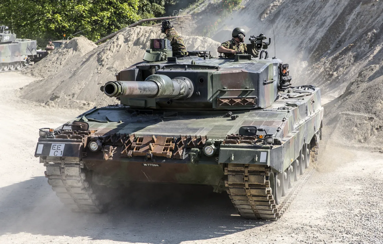 Photo wallpaper tank, German, Leopard 2, main battle