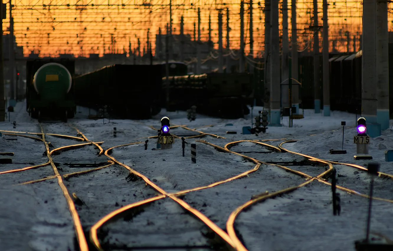Photo wallpaper sunset, rails, cars, depot, twilight