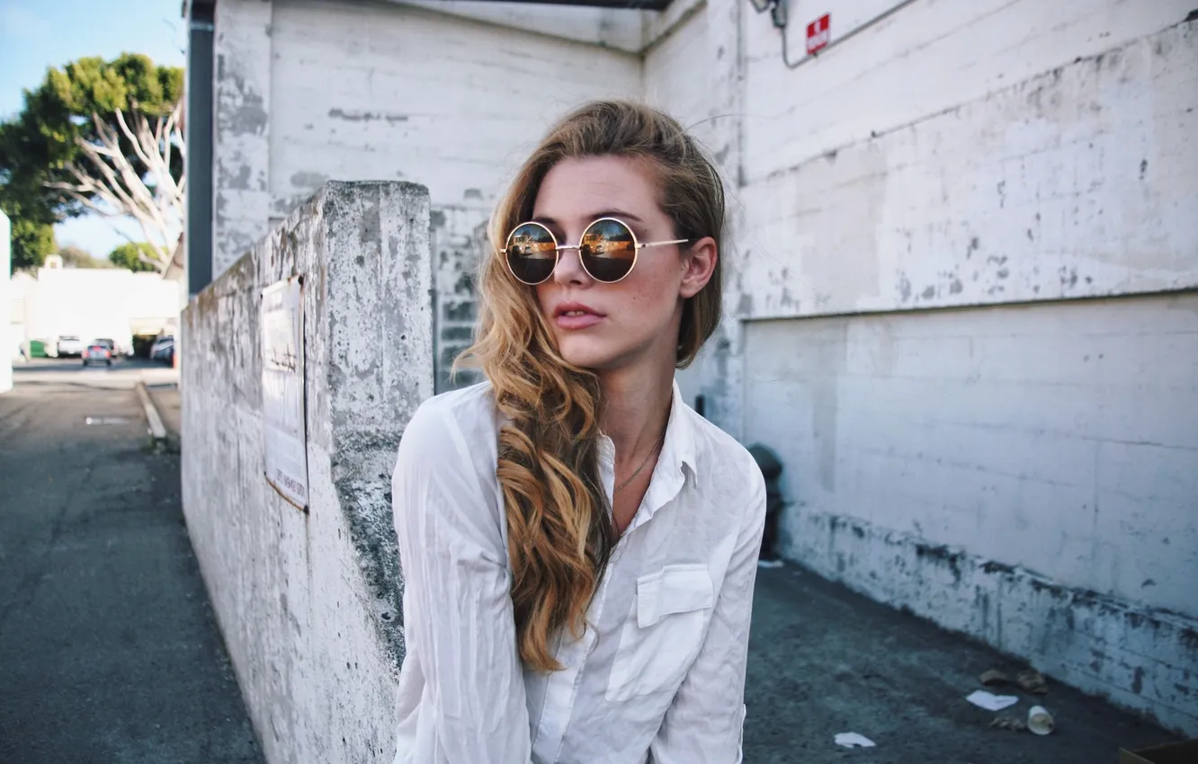 Photo wallpaper girl, glasses, shirt