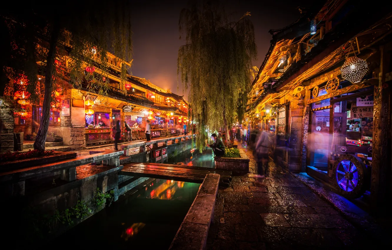 Photo wallpaper dark, Lijiang, market, canal, China night shot
