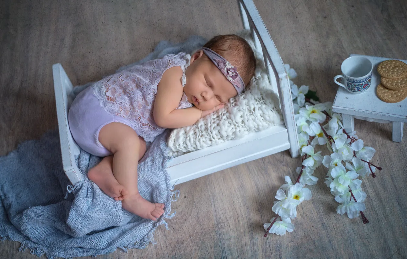 Photo wallpaper flowers, branches, sleep, cookies, Cup, table, child, baby