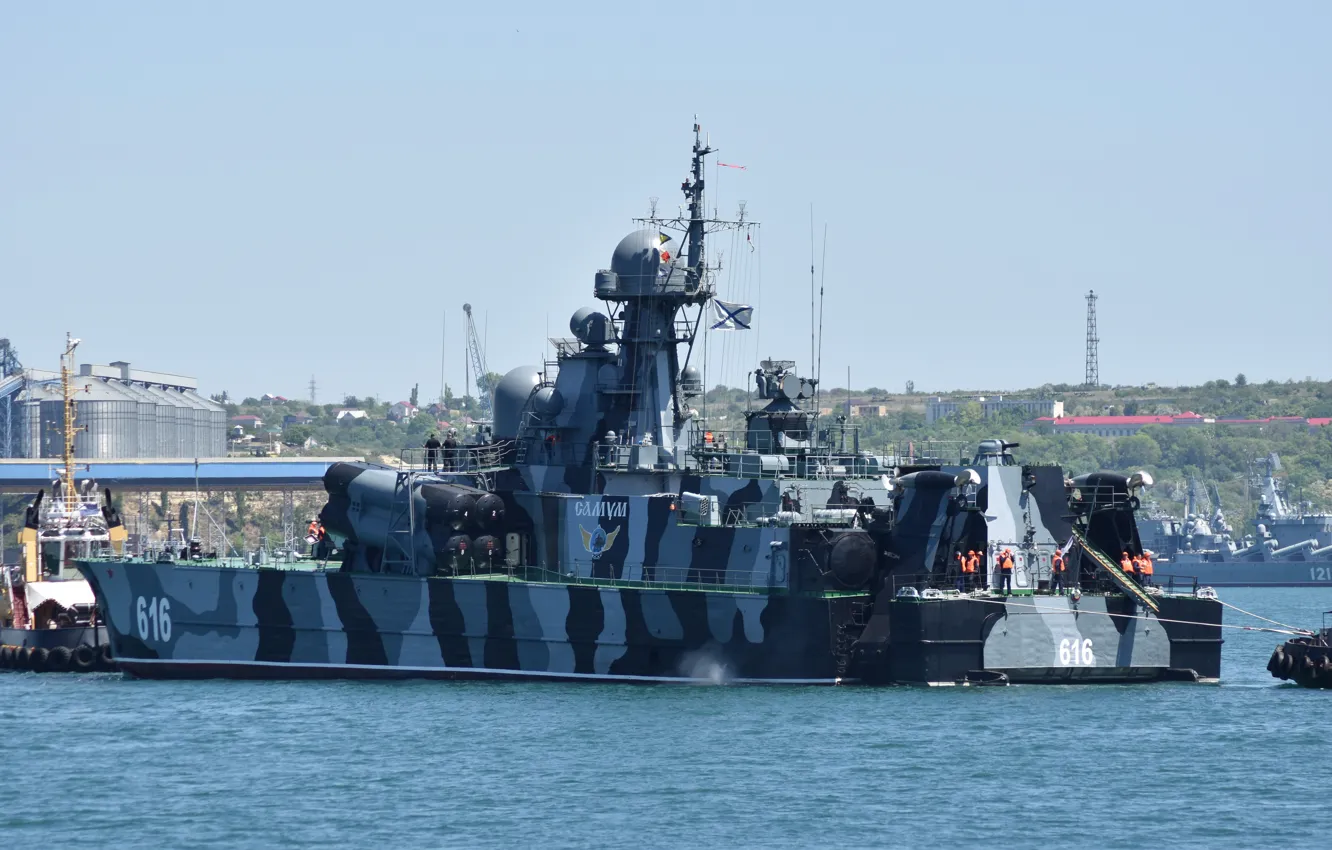 Photo wallpaper hovercraft, Rocket ship, Sevastopol, sandstorm