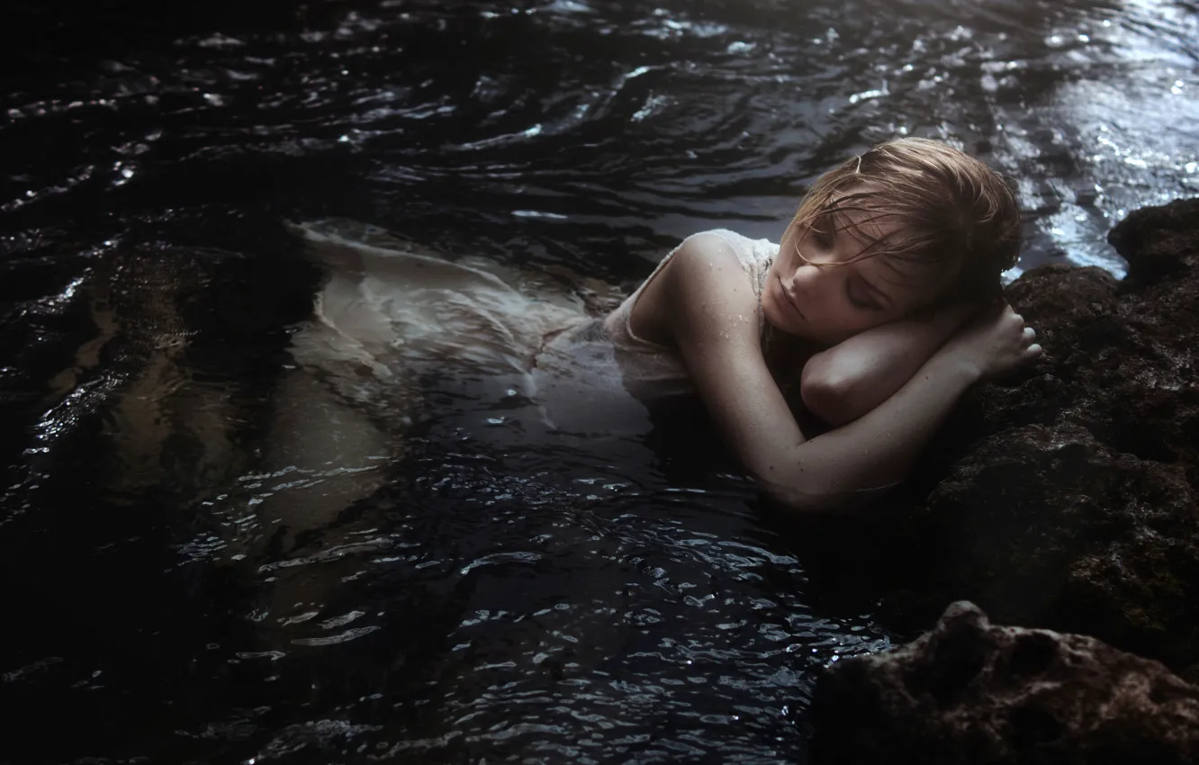 Photo wallpaper girl, stay, sleep, in the water, Seeking Silence
