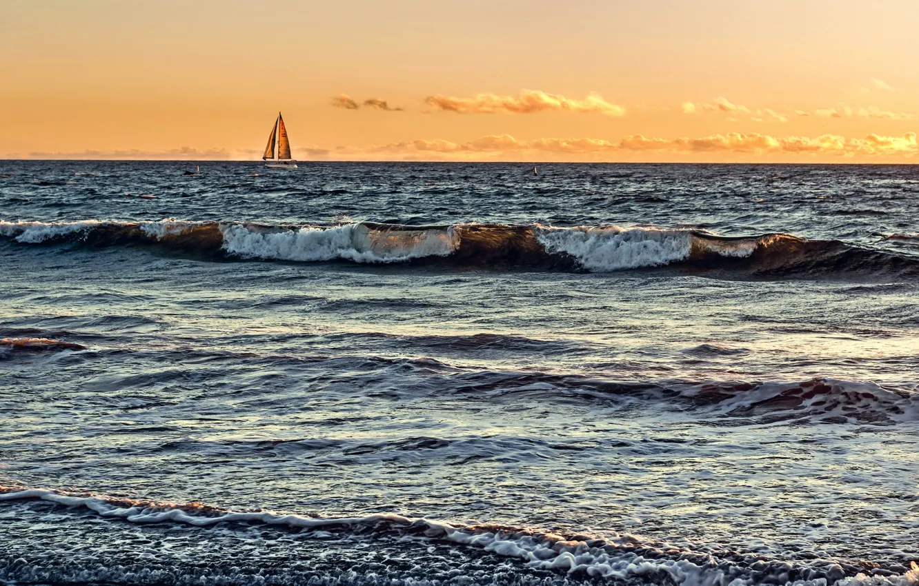 Photo wallpaper sea, wave, boat, horizon, surf, sail