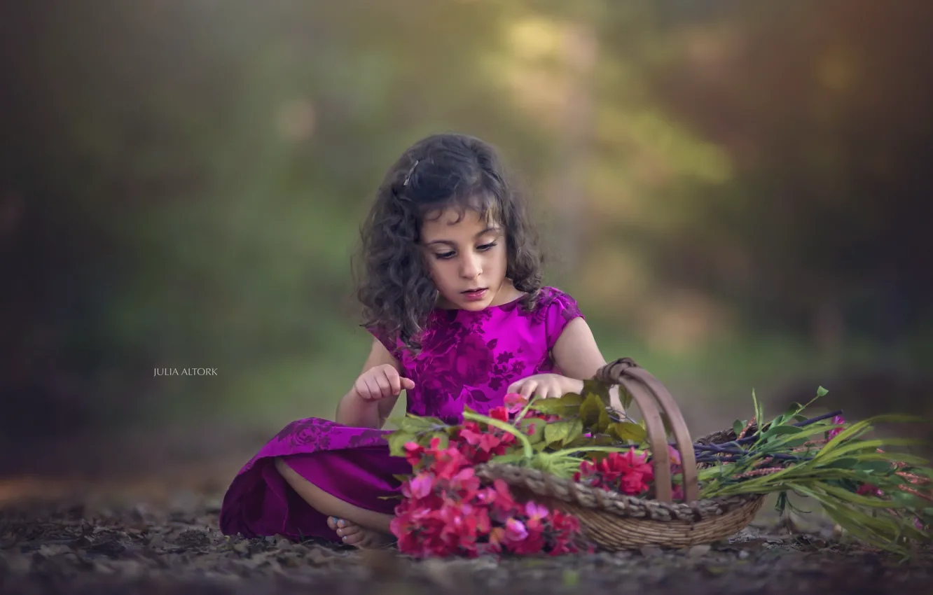 Photo wallpaper flowers, basket, girl