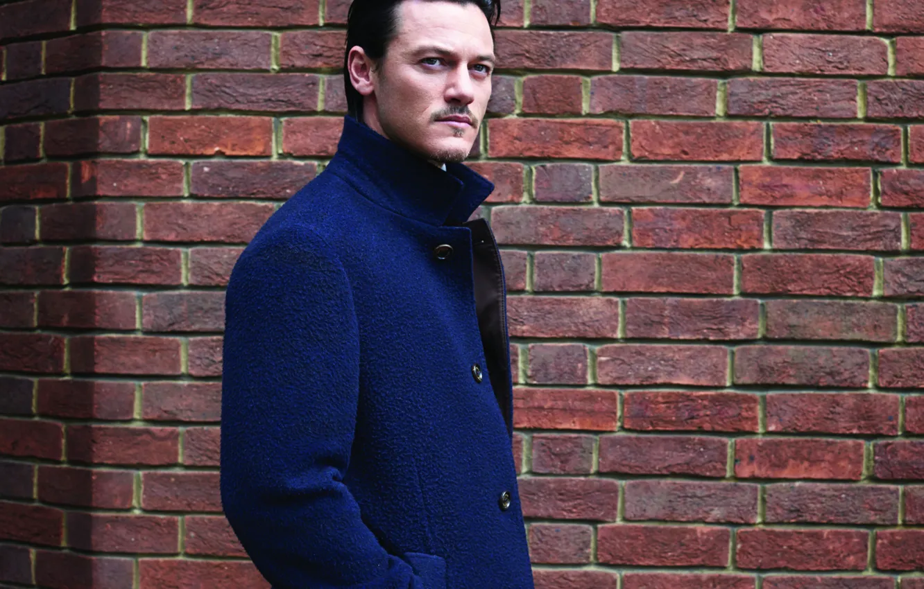 Photo wallpaper wall, actor, Luke Evans, Luke Evans