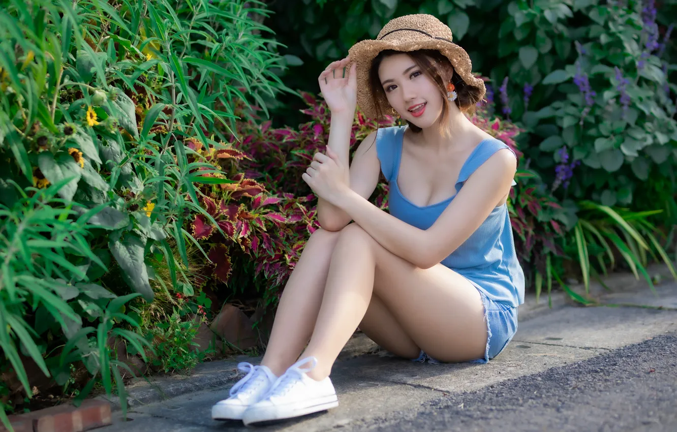 Photo wallpaper look, girl, hat, legs, Asian, cutie