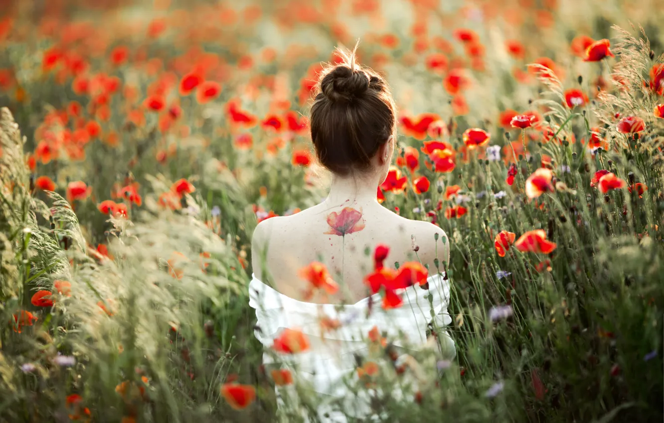 Photo wallpaper girl, pose, back, Mac, Maki, tattoo, poppy field