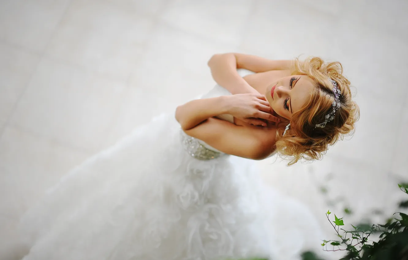 Photo wallpaper look, leaves, girl, decoration, pose, eyelashes, style, tile