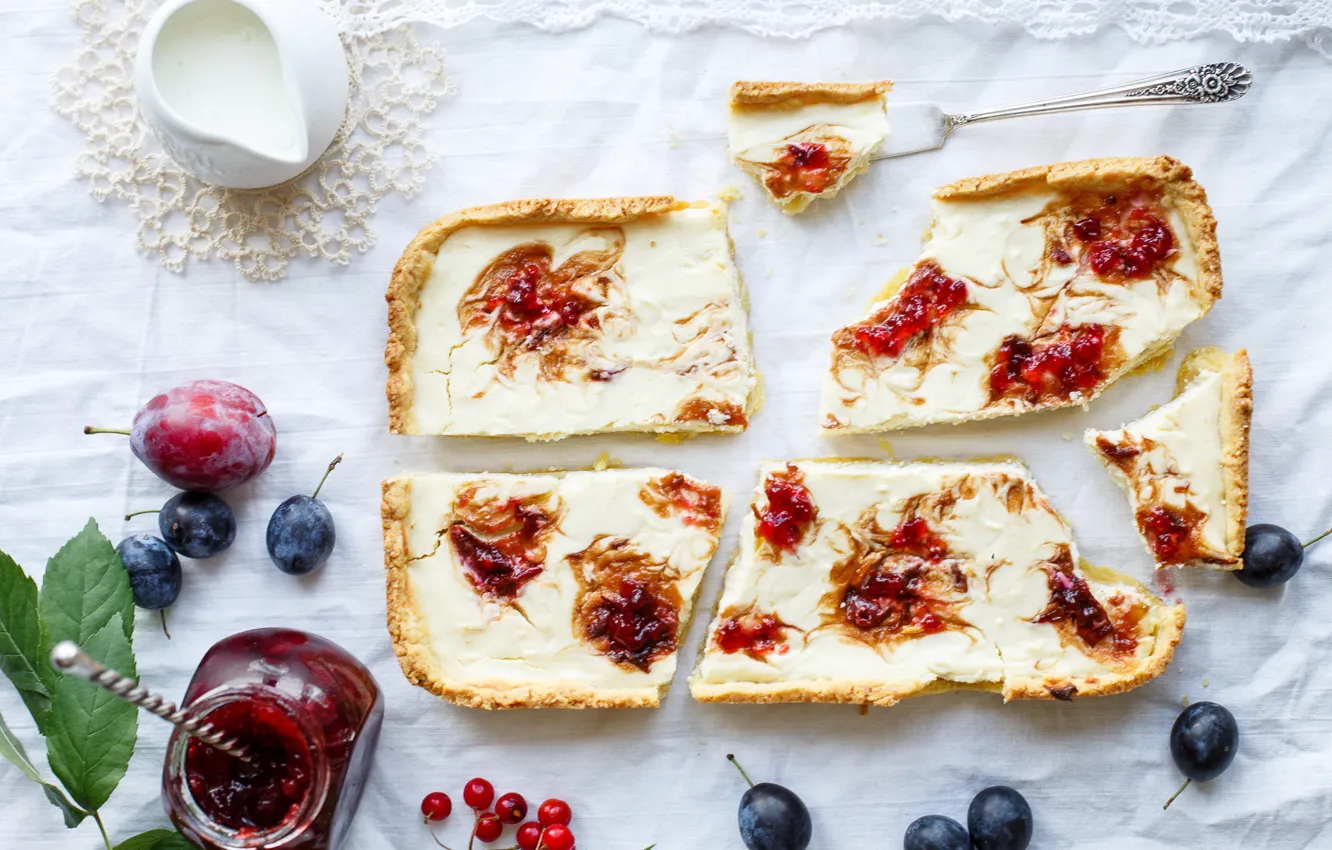 Photo wallpaper pie, cream, jam, sweet, drain
