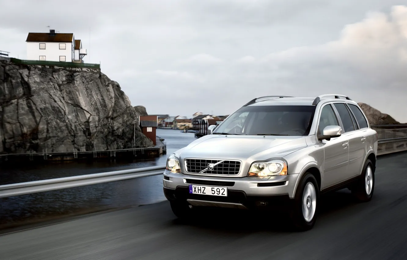 Photo wallpaper road, machine, volvo, xc90