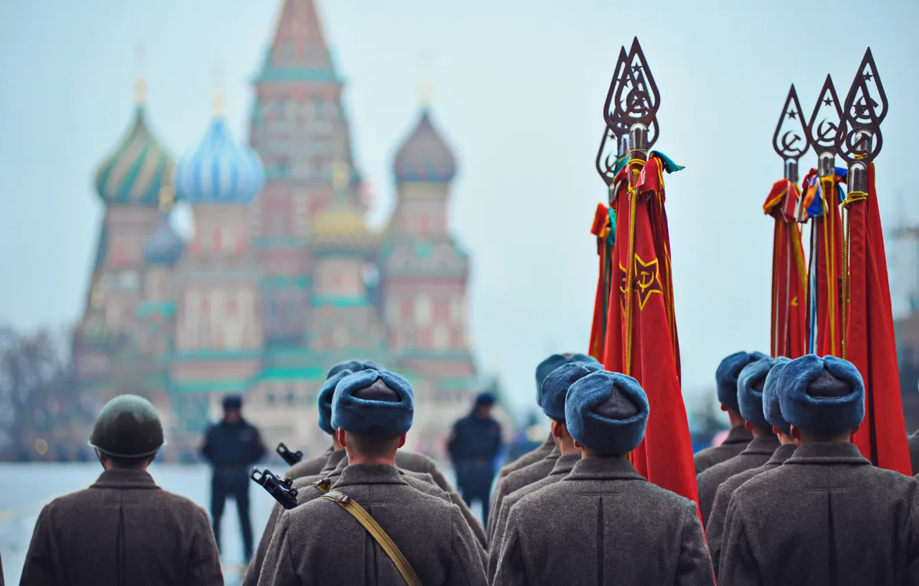 Photo wallpaper holiday, flag, soldiers, victory day, May 9, red square
