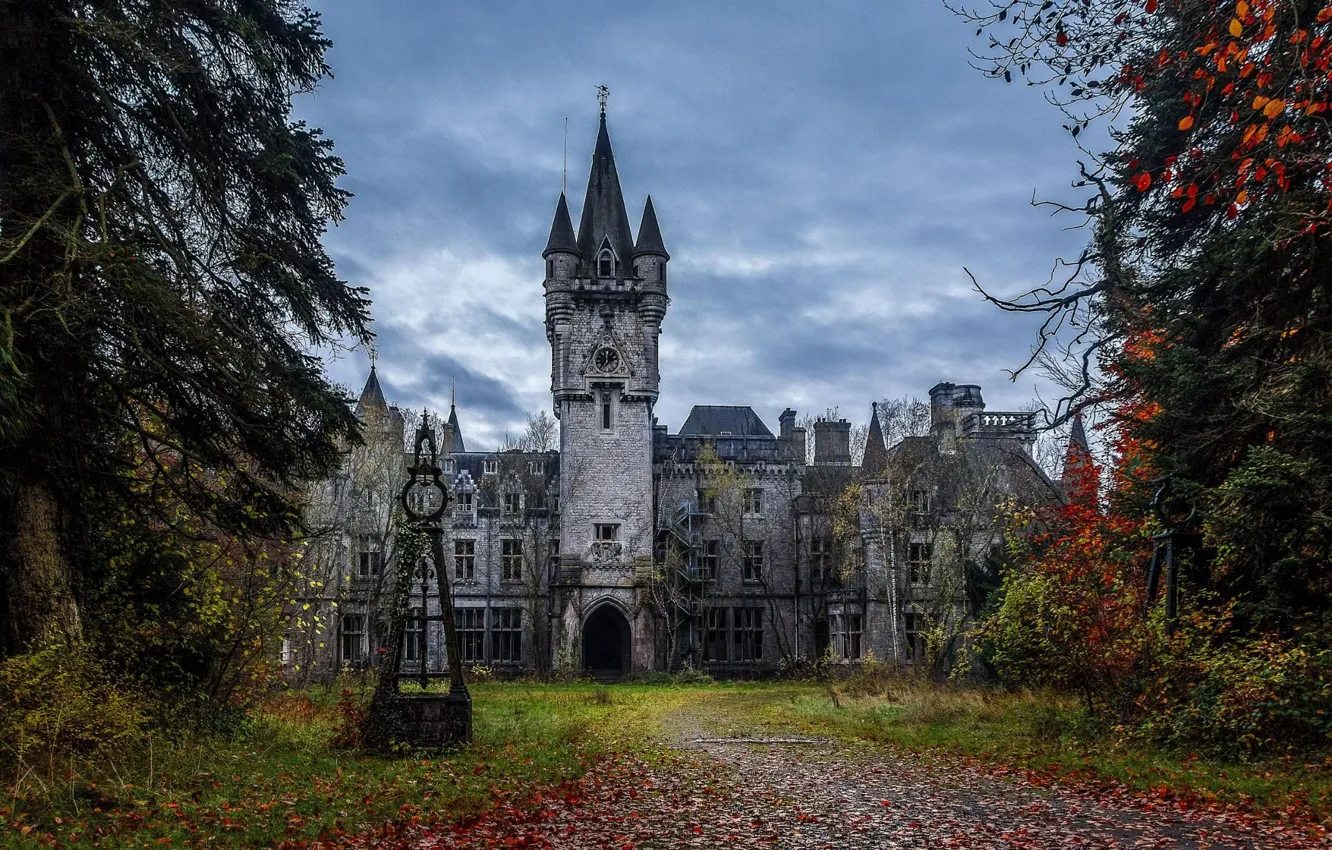 Photo wallpaper road, the sky, trees, clouds, Belgium, architecture, Belgium, Miranda Castle