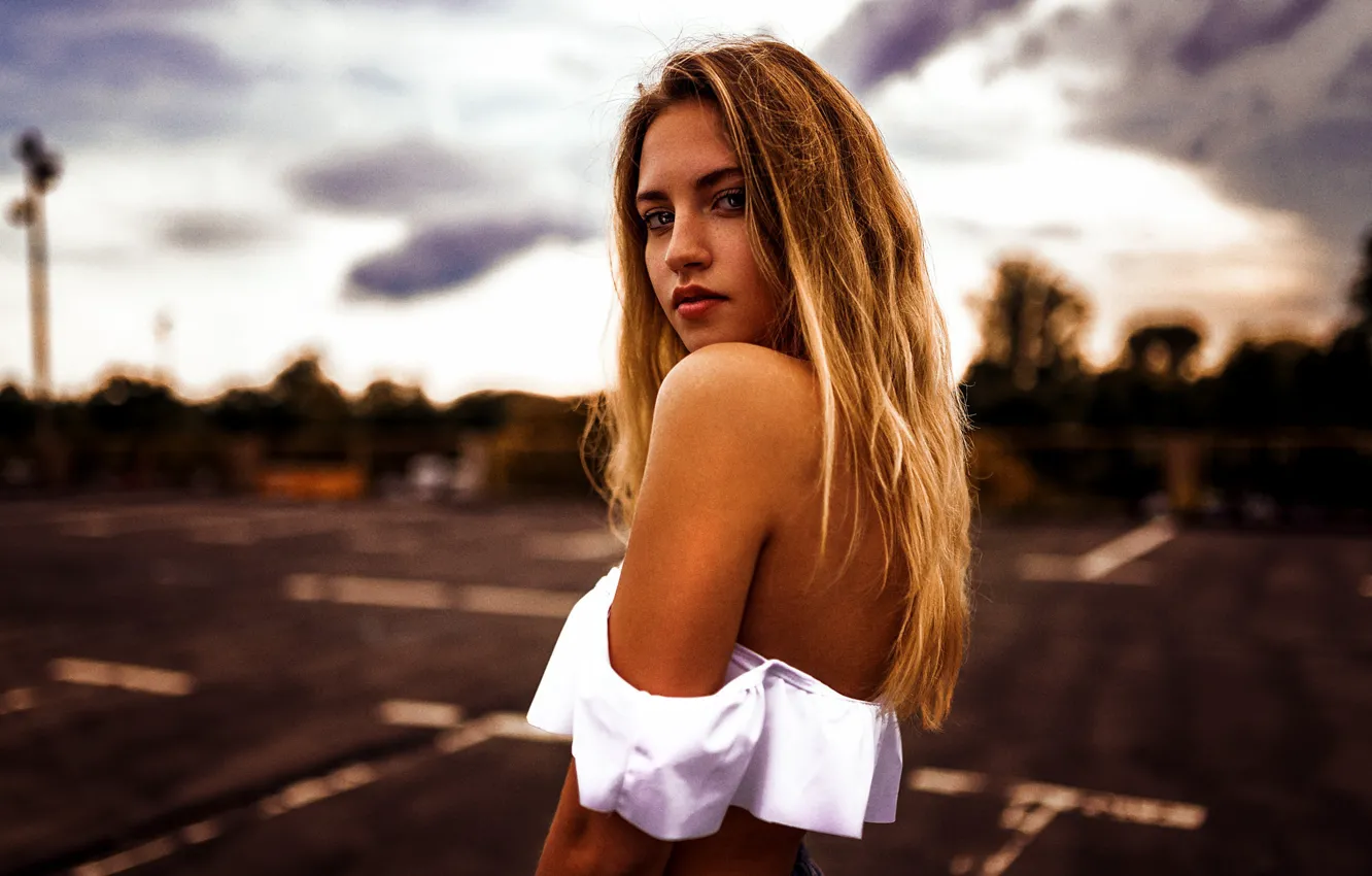 Photo wallpaper look, model, portrait, makeup, hairstyle, topic, beauty, Miro Hofmann