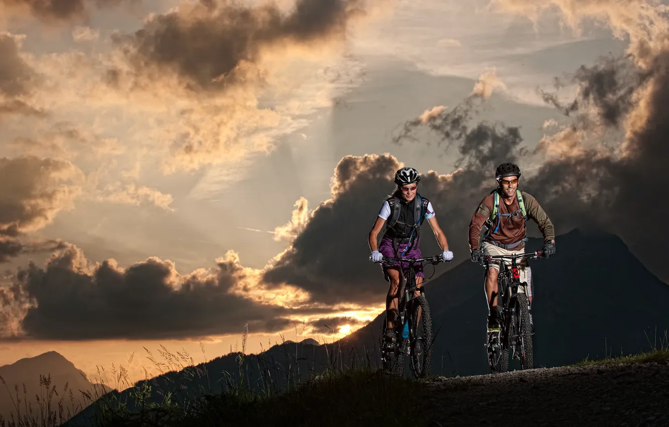 Photo wallpaper nature, woman, the evening, male, cyclist, tourists