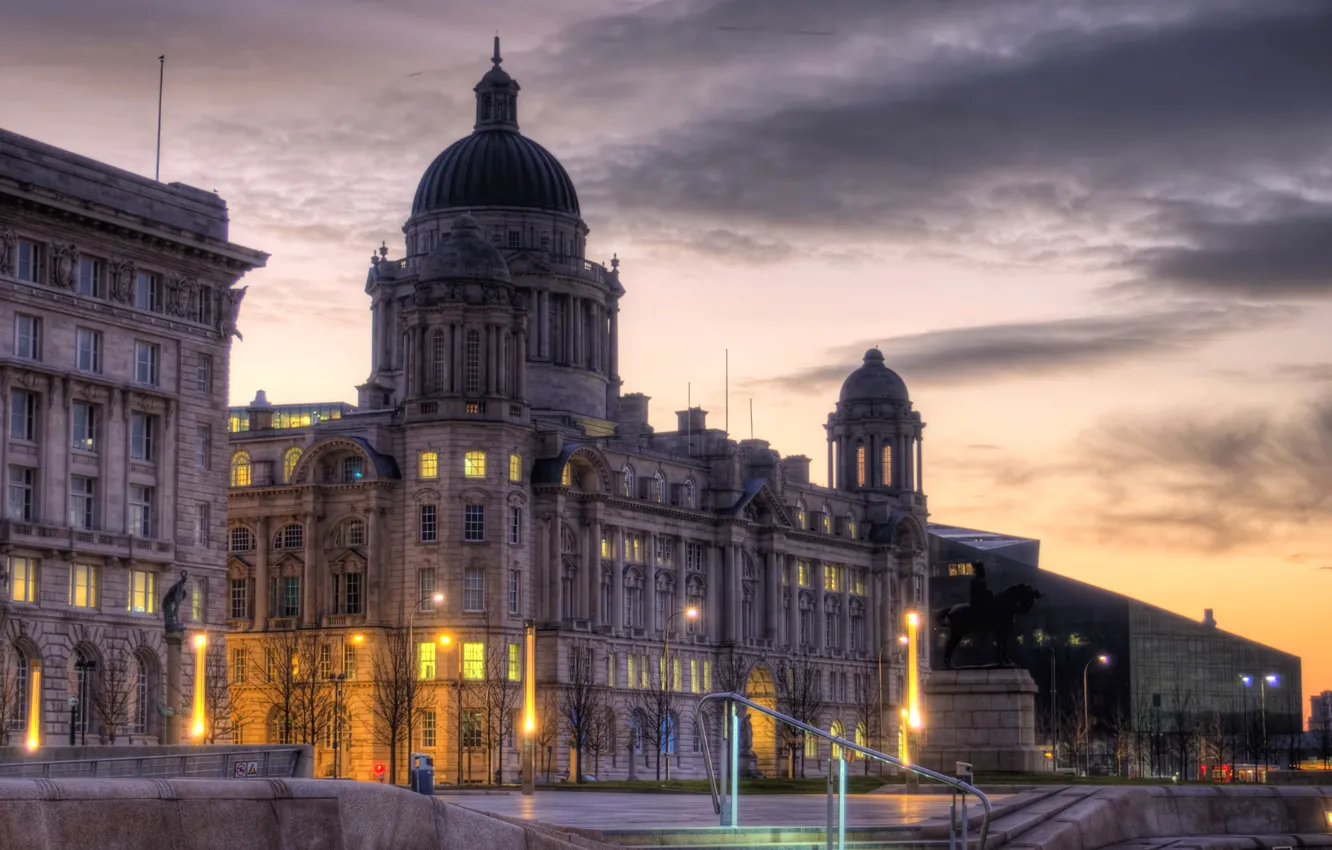 Photo wallpaper the building, England, HDR, the evening, lights, Liverpool