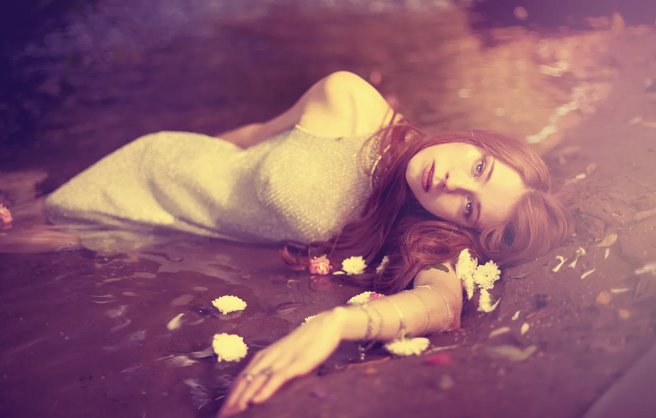 Photo wallpaper look, water, girl, flowers, redhead