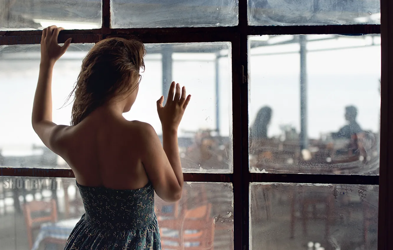 Photo wallpaper girl, window, pair, cafe, jealousy, cheating