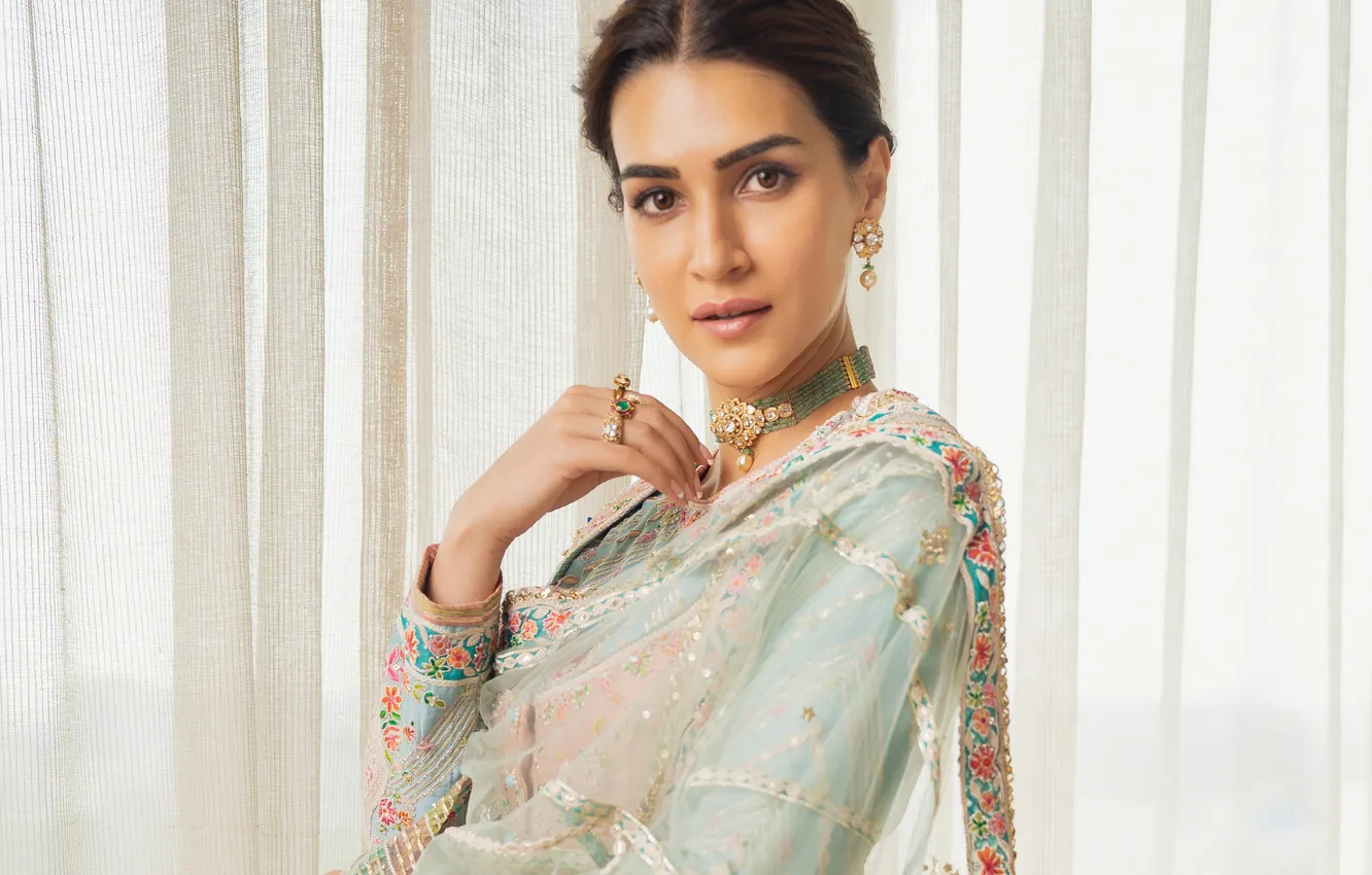 Photo wallpaper girl, hot, sexy, fashion, eyes, smile, beautiful, figure