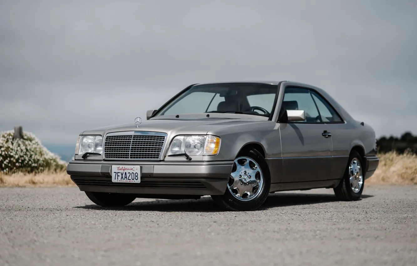 Photo wallpaper COUPE, Mercedes - Benz, C124, E320