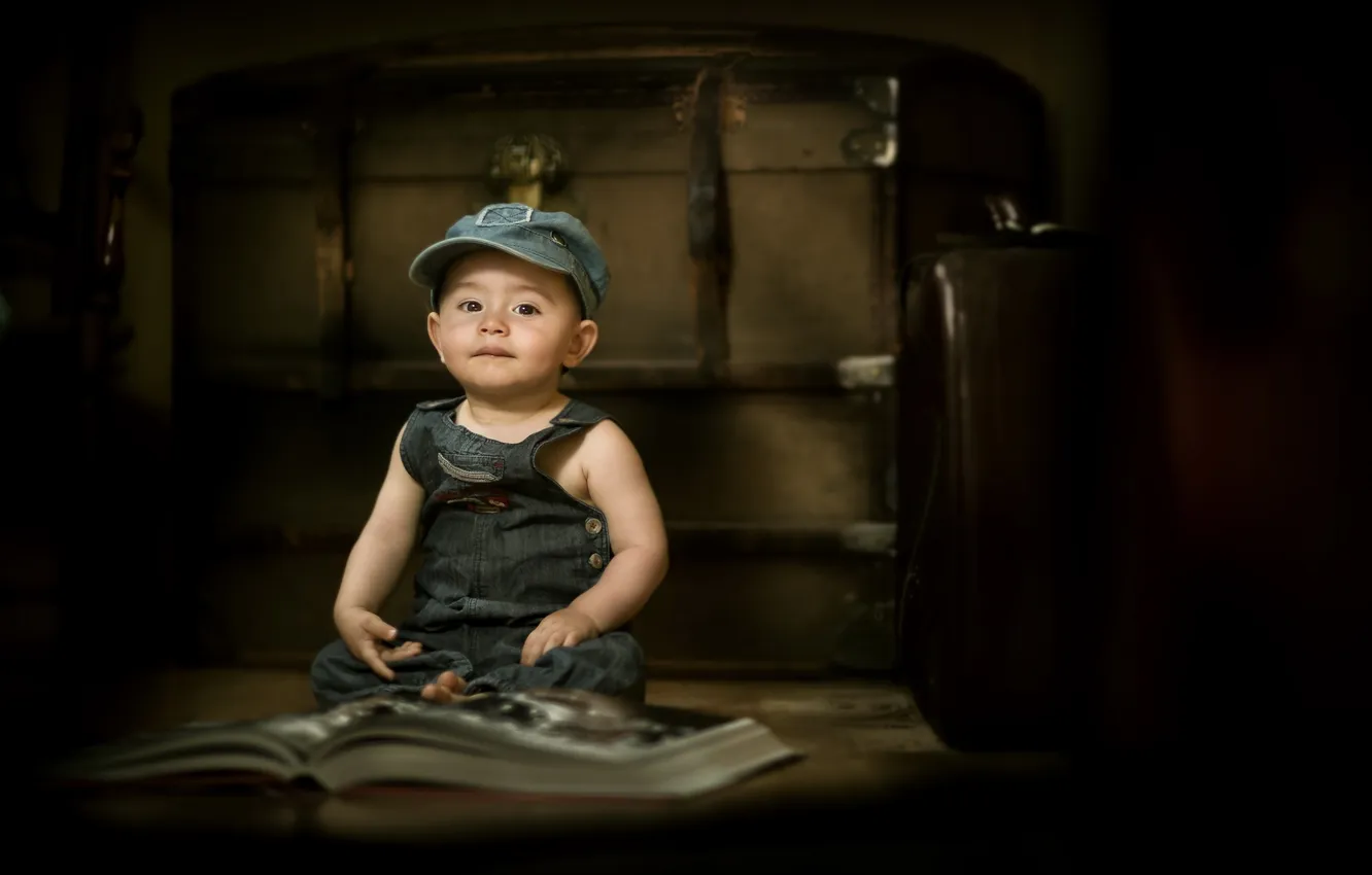 Photo wallpaper look, mood, boy