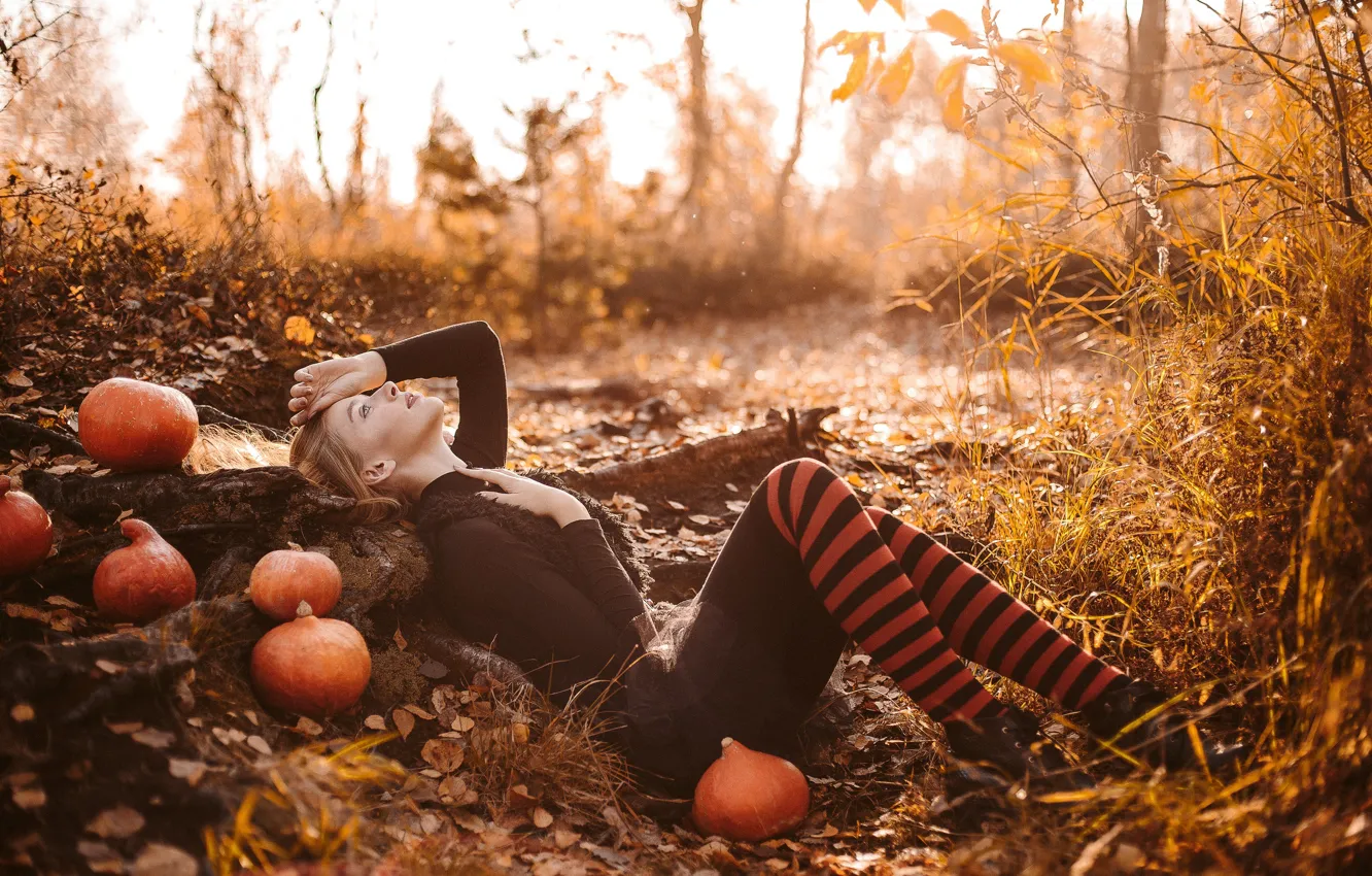 Photo wallpaper autumn, look, pose, hair, Girl, figure, lies, pumpkin