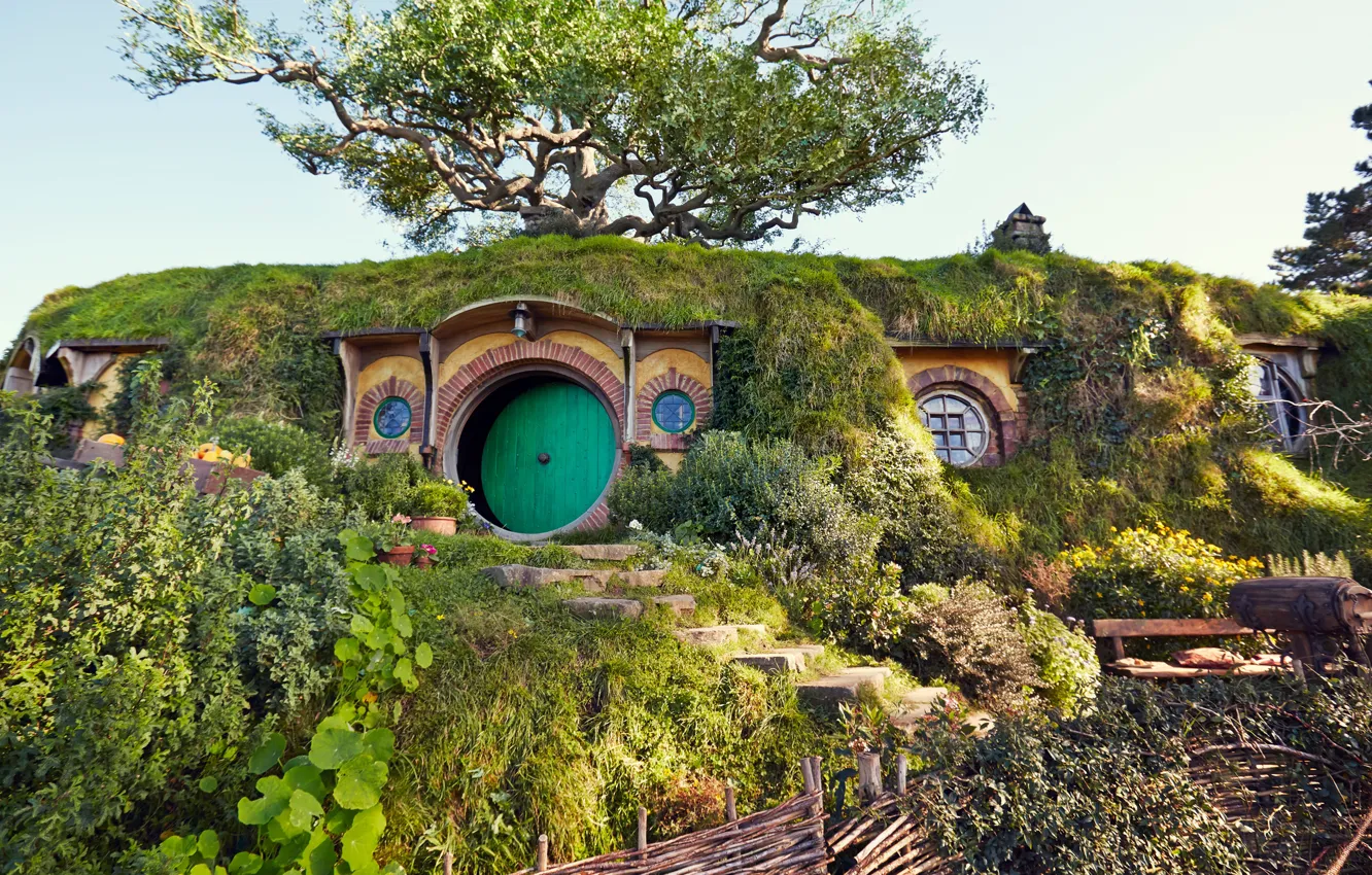 Photo wallpaper Nora, Shir, Torba on the Steeper, The hobbit, Hobbiton